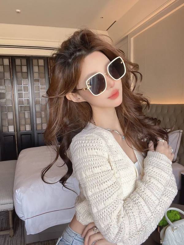 Miu Miu Sunglasses Top Quality MMS00246